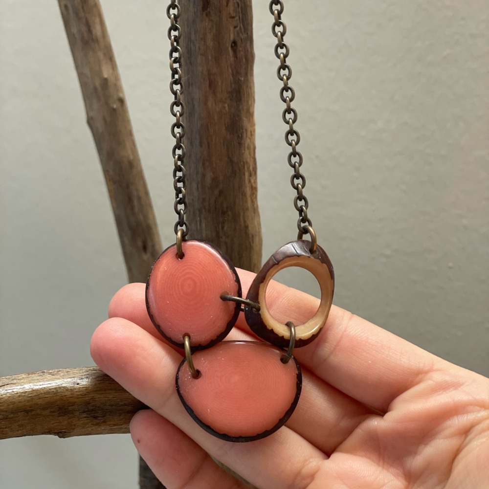 Etsy Tagua Nut necklace & earrings OOAK - Picture 4 of 6